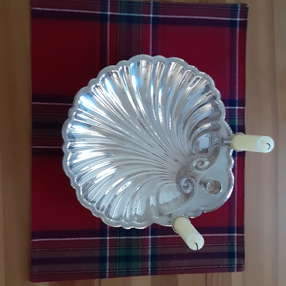 Vintage Clamshell Seashell Vintage Footed Tray Plate Dish - Picture 2 of 16